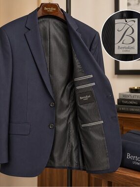 Bertolini Men's Navy Two-Button Tailored Suit Jacket Size 42R